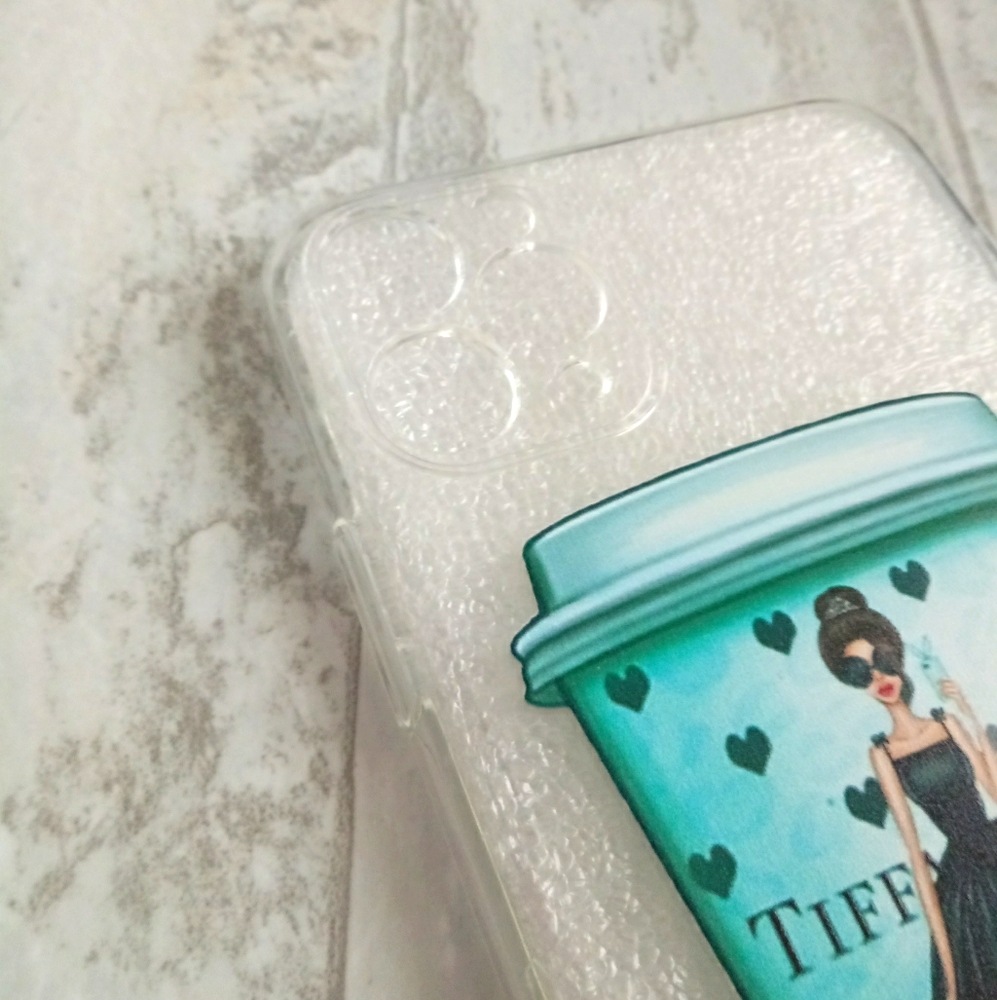 NEW IPHONE 11 SILICONE PHONE CASE TIFFANY AND CO. - Picture 4 of 6